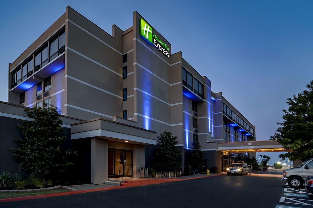 Holiday Inn Express Aberdeen-Chesapeake House By Ihg Exterior photo
