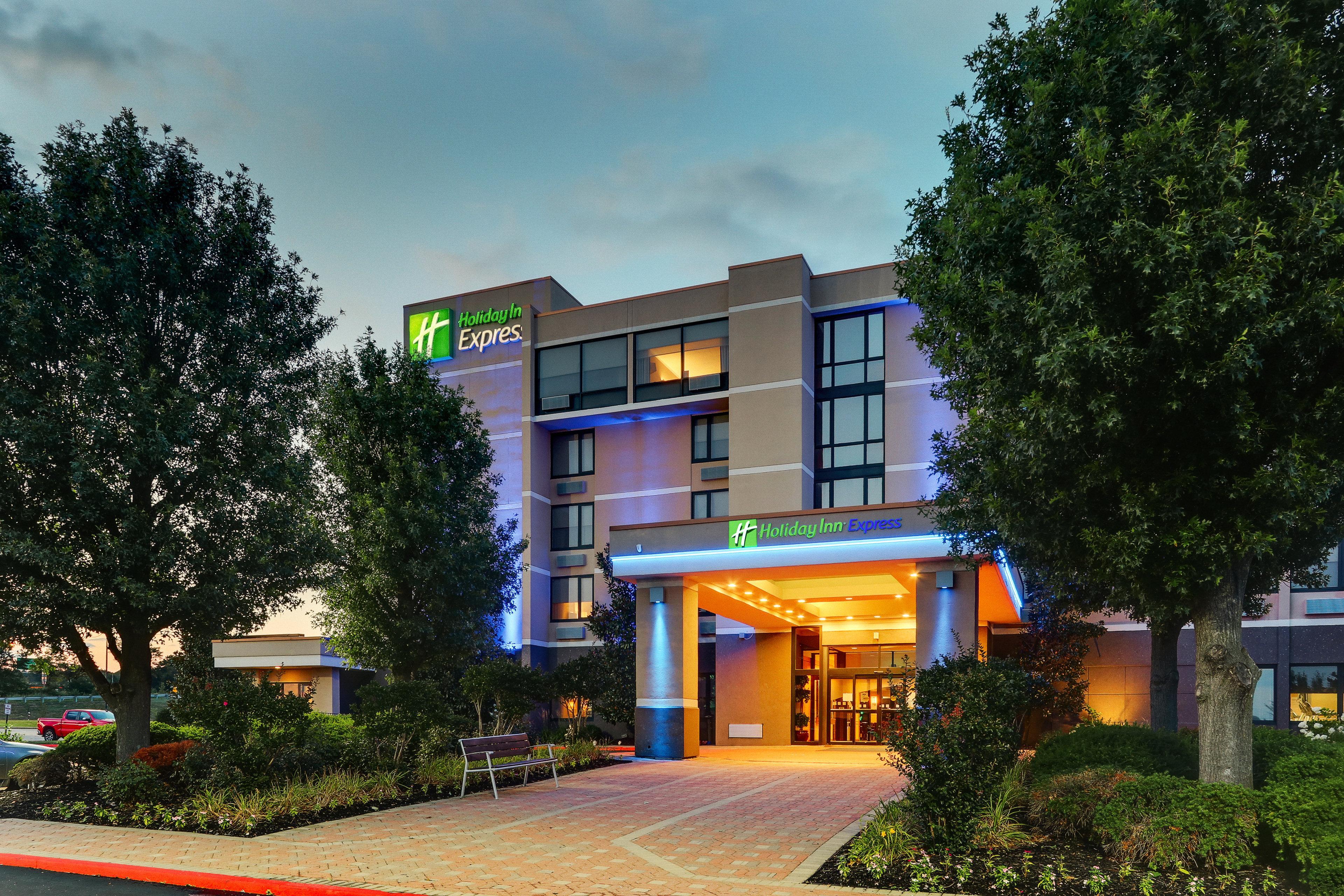 Holiday Inn Express Aberdeen-Chesapeake House By Ihg Exterior photo
