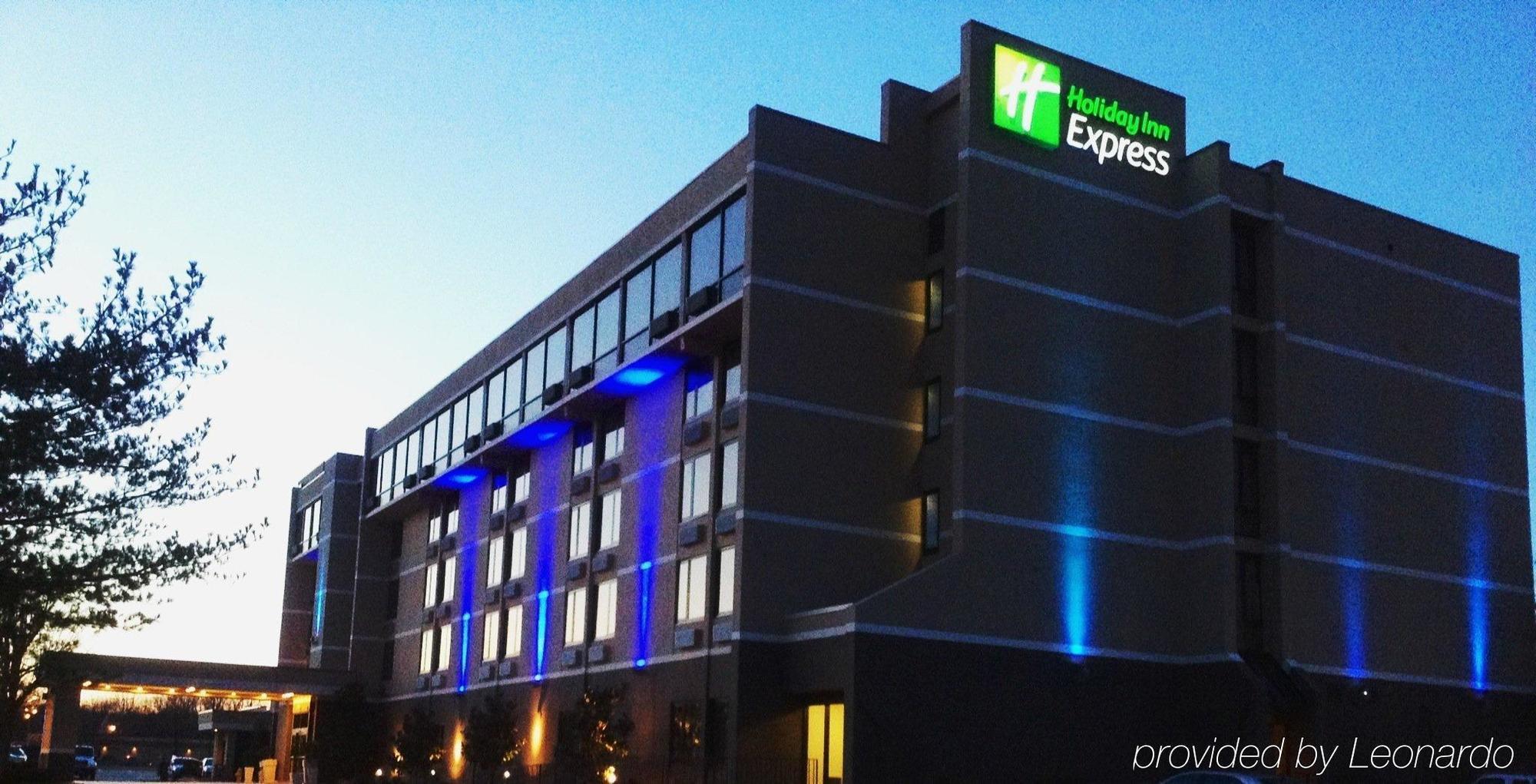 Holiday Inn Express Aberdeen-Chesapeake House By Ihg Exterior photo